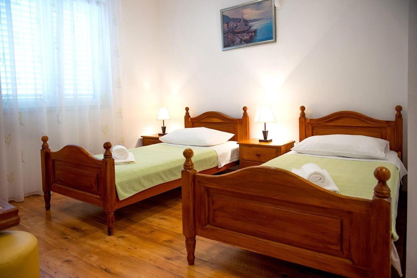 Apartments And Rooms Robi Podstrana Zewnętrze zdjęcie