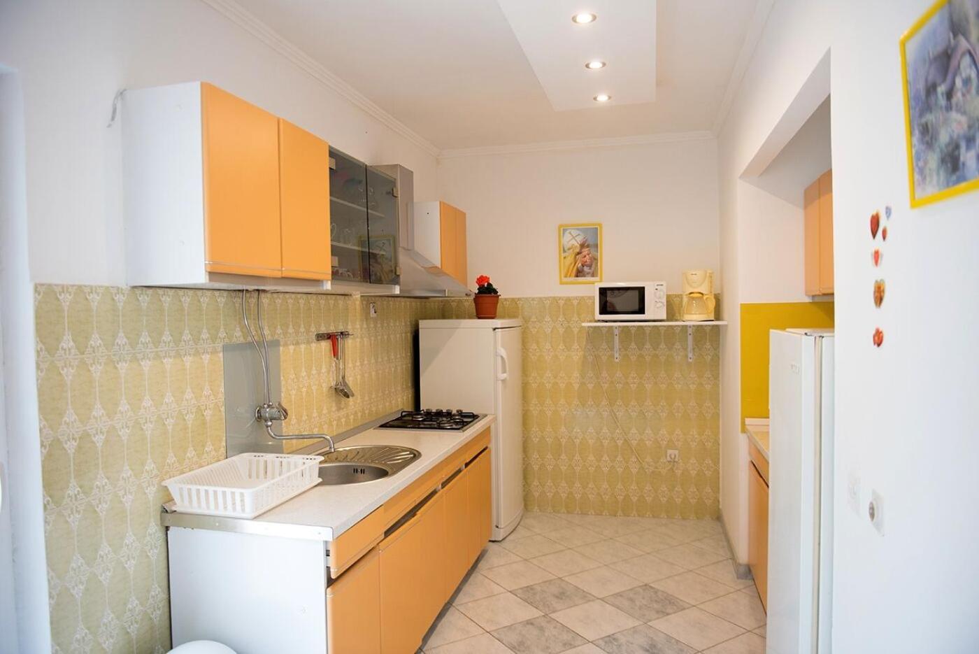 Apartments And Rooms Robi Podstrana Zewnętrze zdjęcie