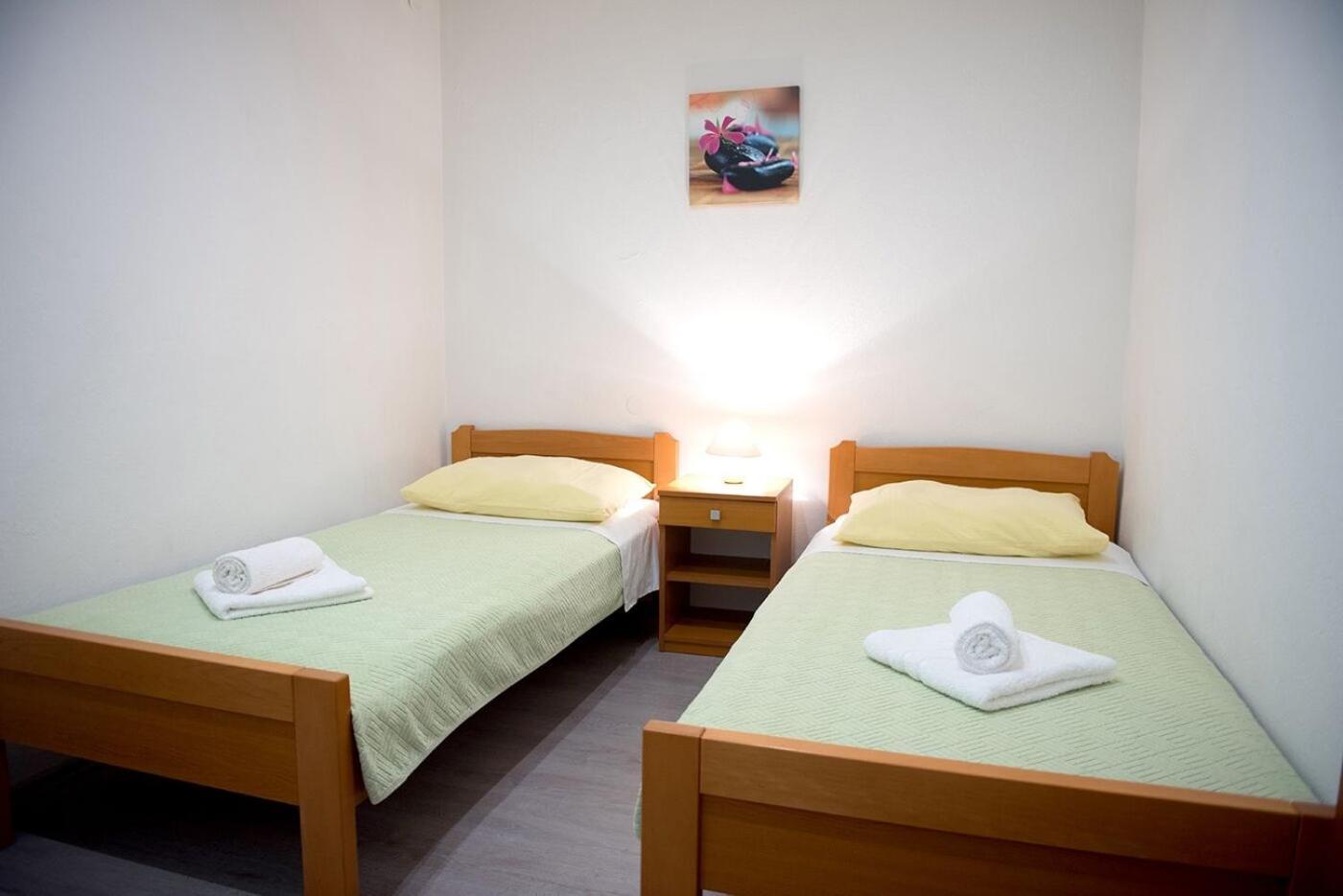Apartments And Rooms Robi Podstrana Zewnętrze zdjęcie